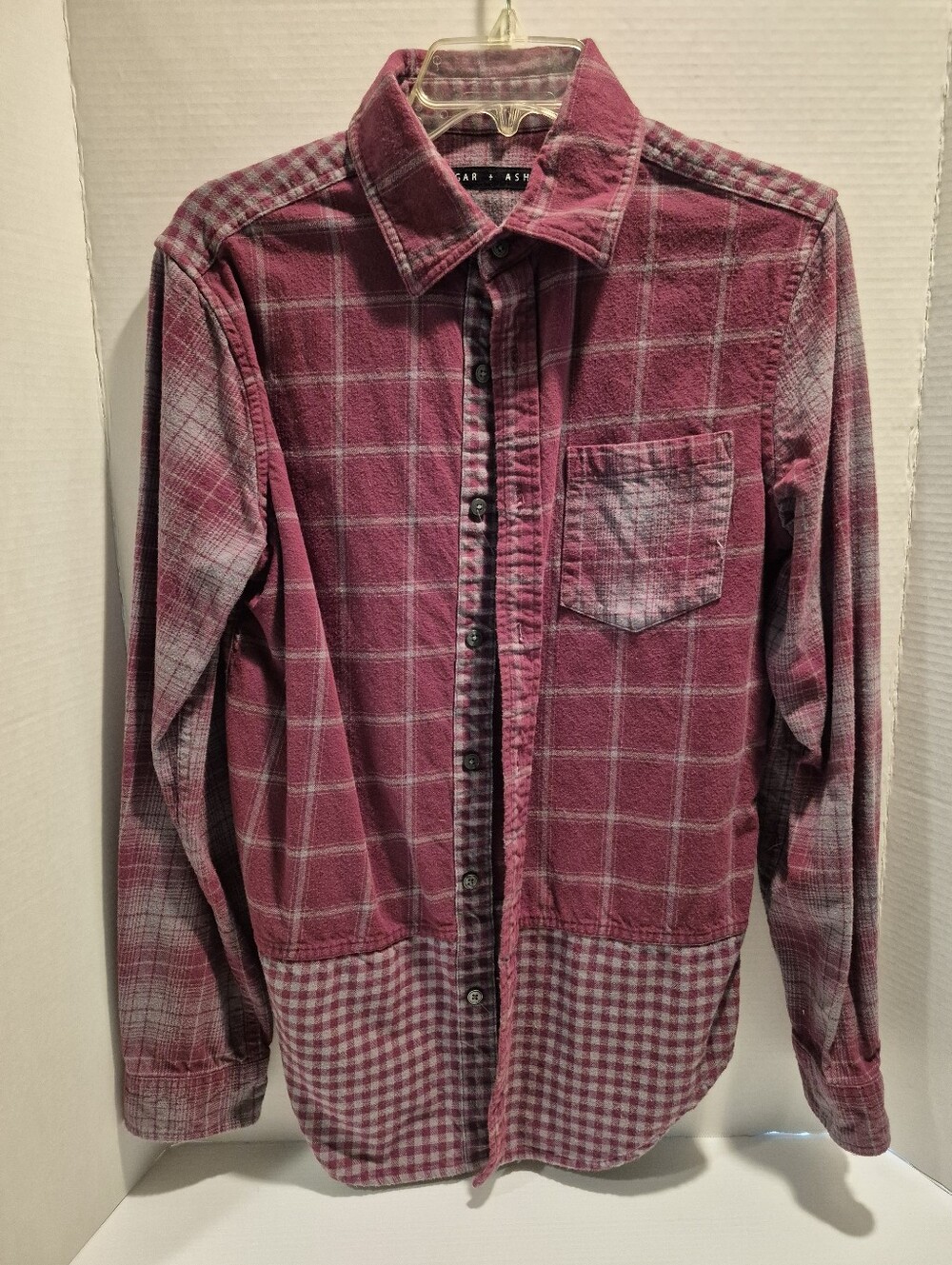 Edgar + Ash Women's Maroon & Gray Flannel Shirt Size Small